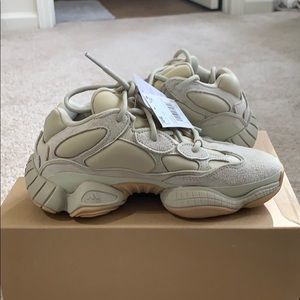 Yeezy 500 Stone Women’s 5.5 Men’s 4.5